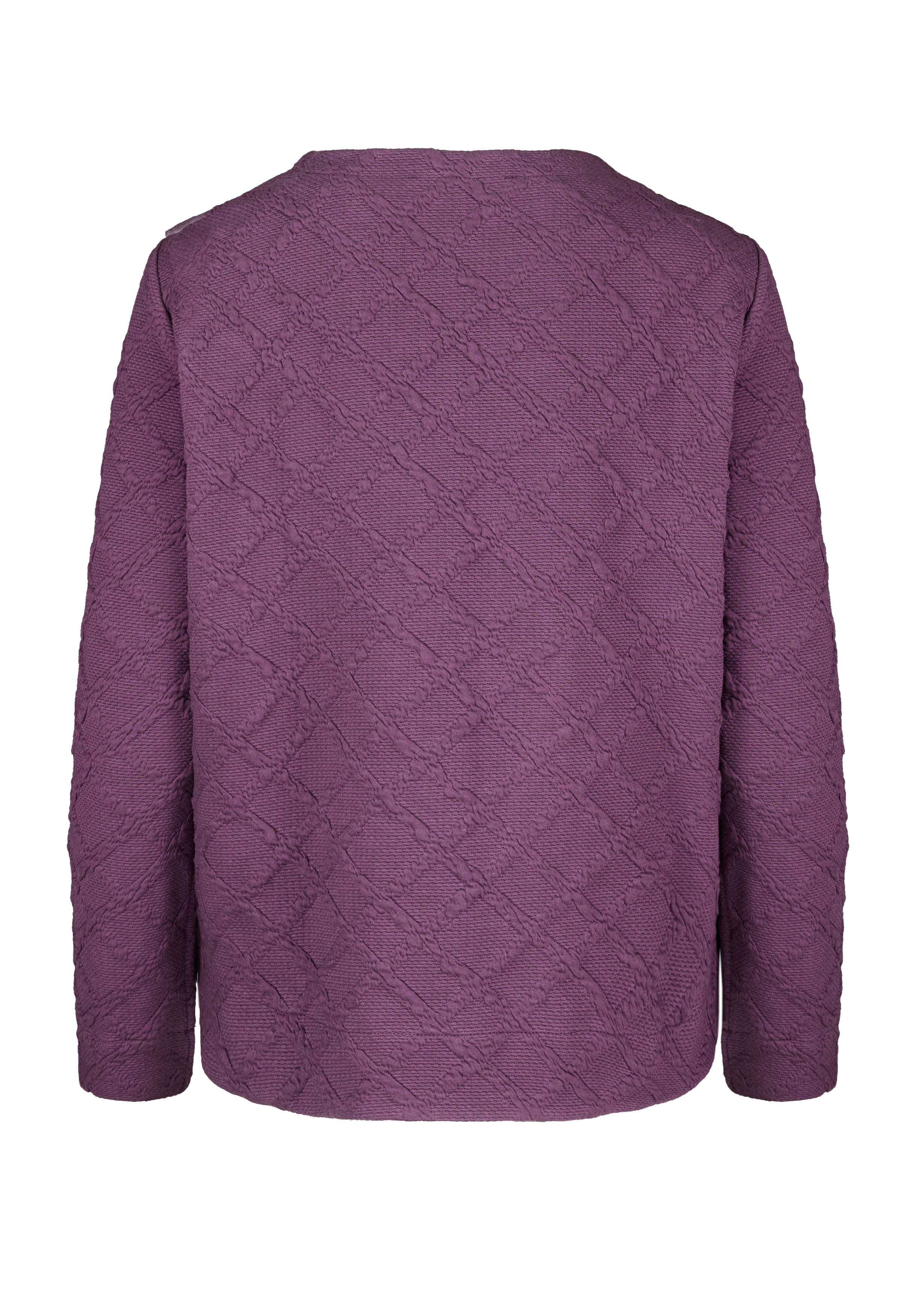 Lila Steppjacke mit langen Ärmeln, von hinten gesehen, mit Rautenmuster und geradem Saum.