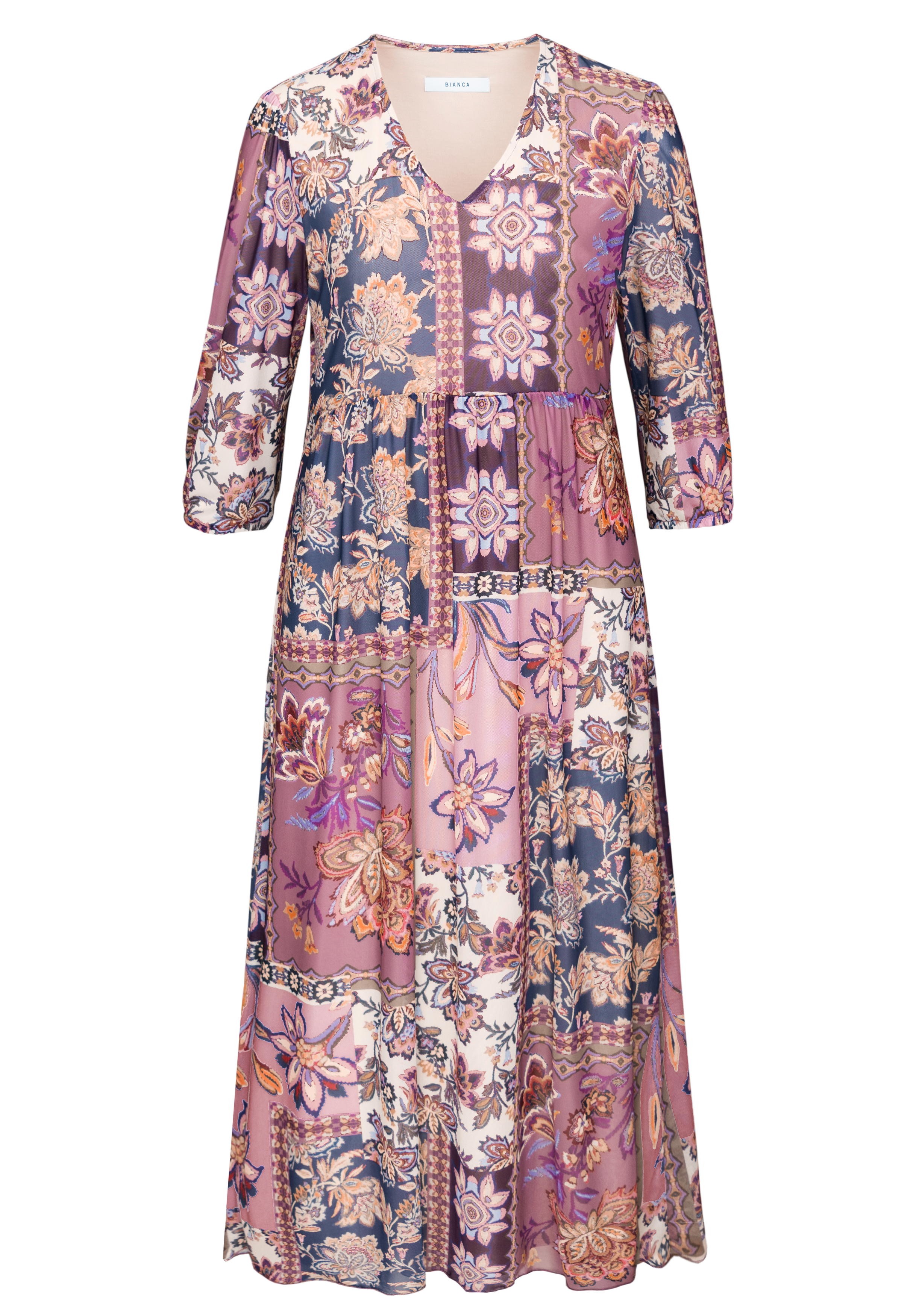 Knielanges Kleid mit Dreiviertel-Ärmeln und V-Ausschnitt. Patchwork-Muster in Rosa-, Lila-, Marine- und Cremetönen mit floralen und geometrischen Mustern.