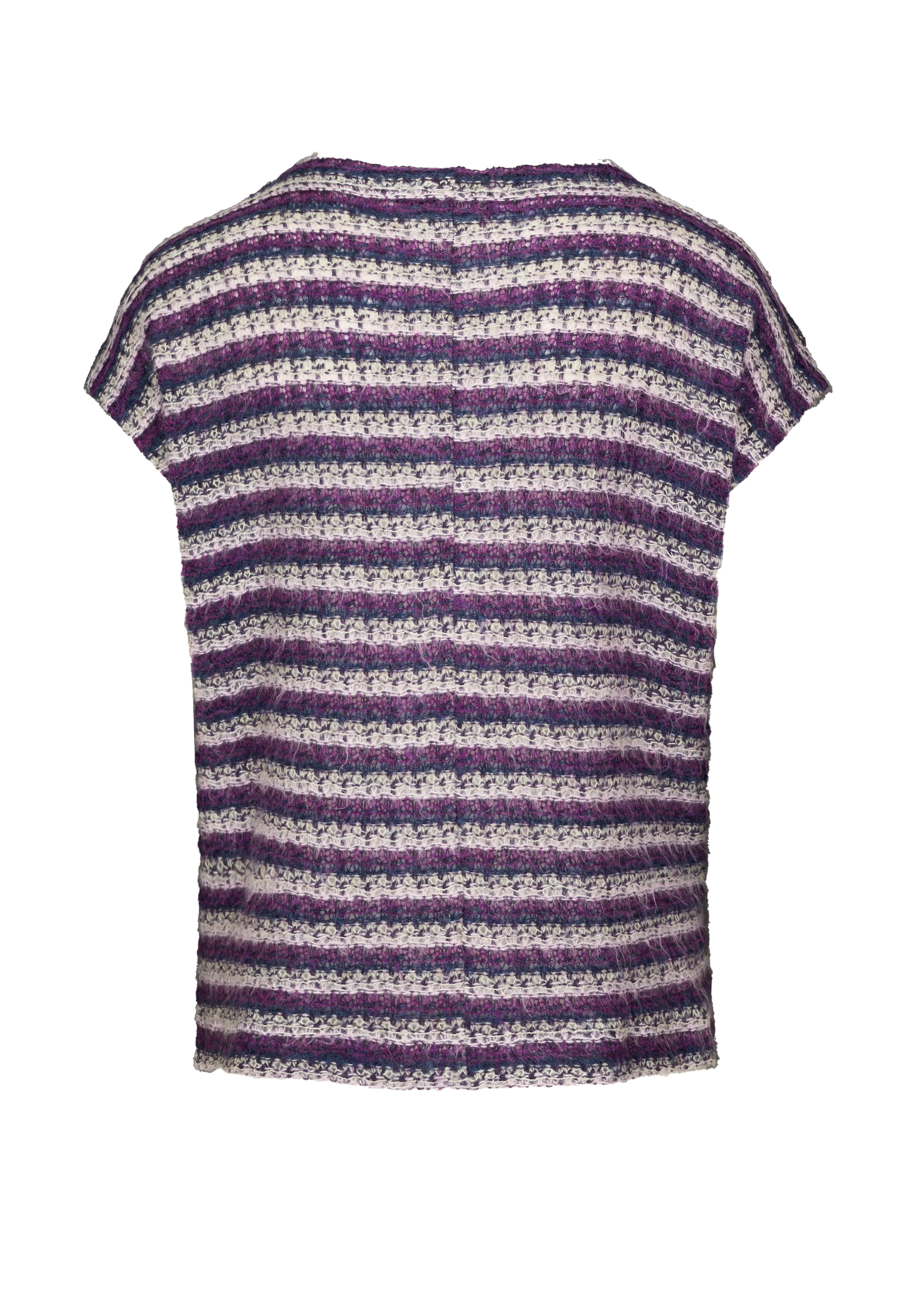 Kurzärmeliges, strukturiertes Strickoberteil mit horizontalen Streifen in Lila-, Lavendel- und Weißtönen auf weißem Hintergrund.