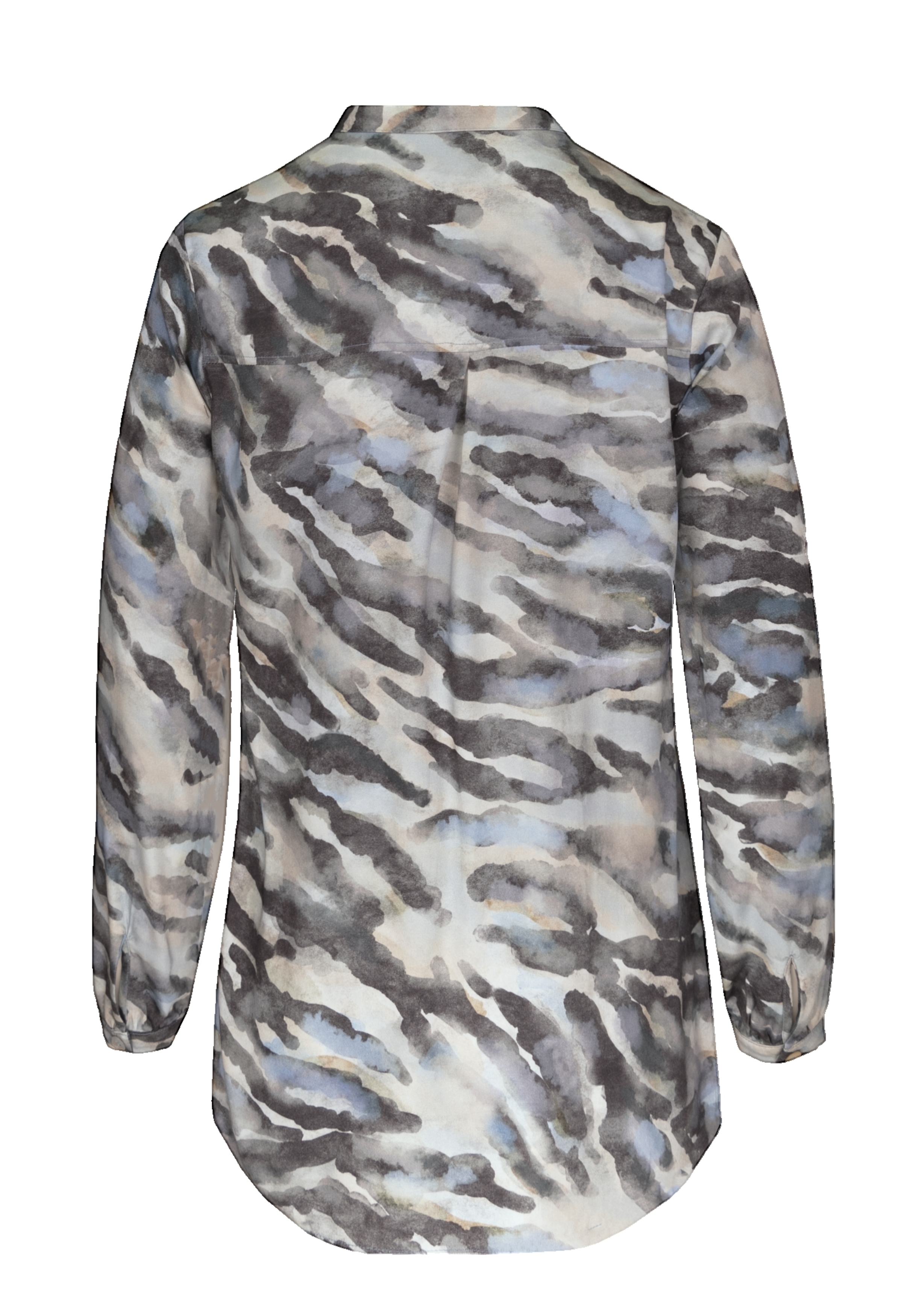 Eine langärmelige Bluse zum Zuknöpfen mit einem abstrakten Tigerstreifenmuster in Grau, Schwarz und Hellblau, von hinten gezeigt.