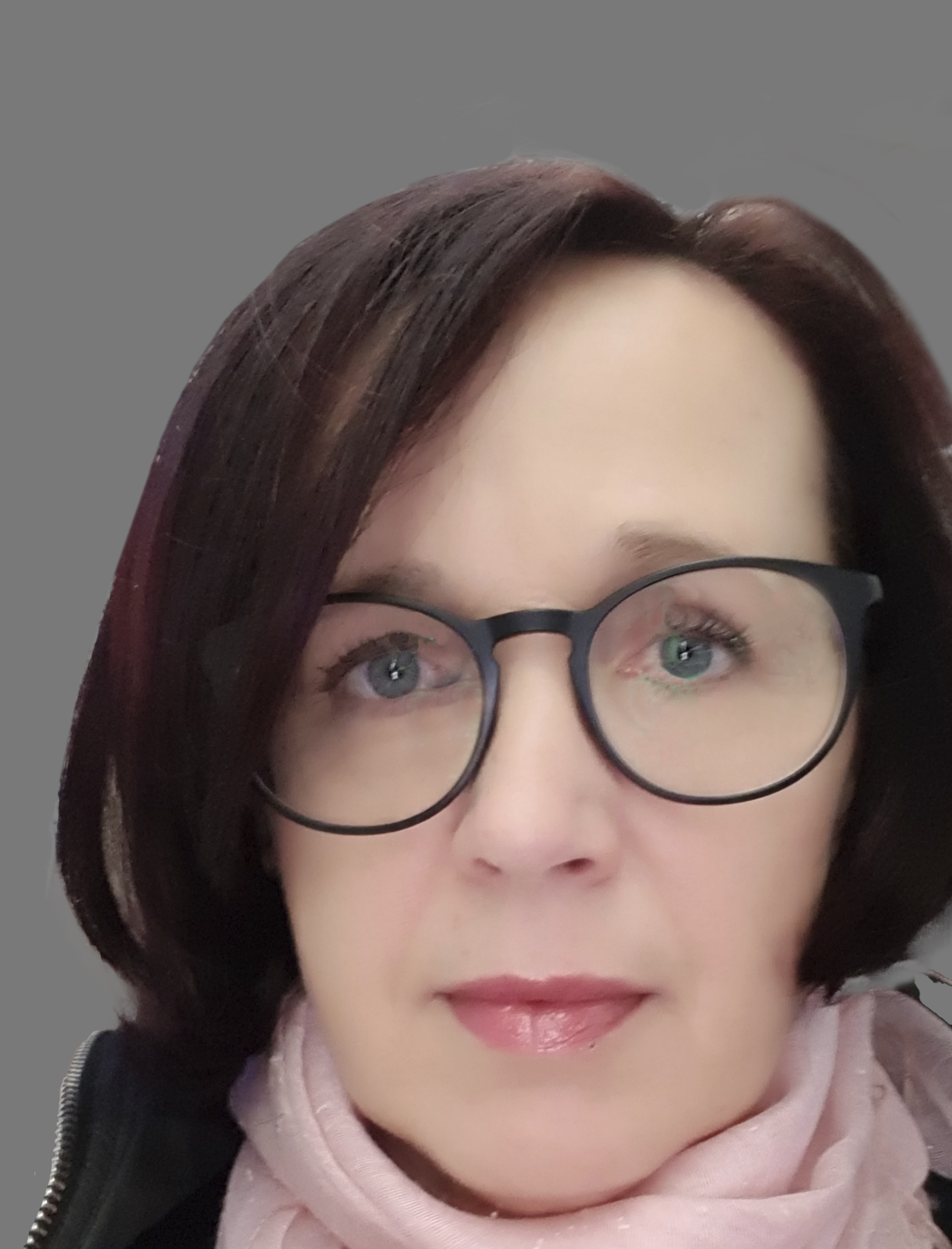Suzana Novak - Sales Representative